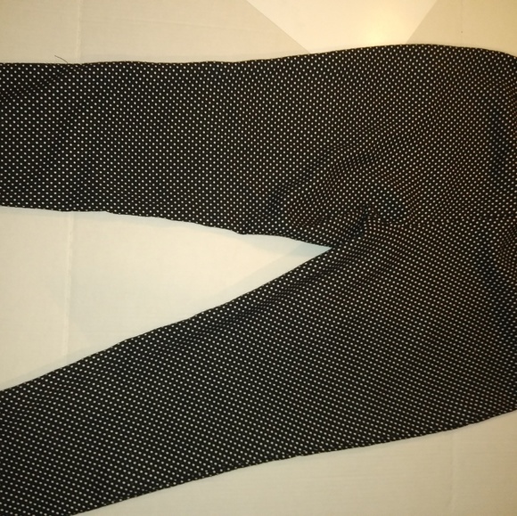 Black with dots - Picture 7 of 7